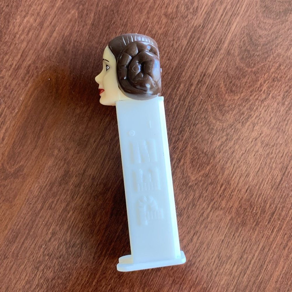 Princess Leia Pez Dispenser! - Picture 3 of 5